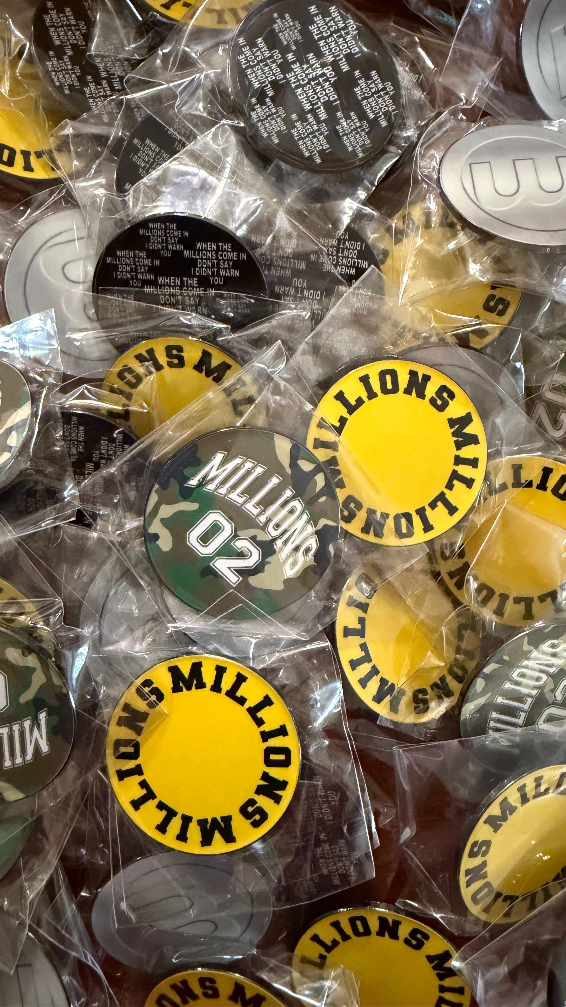 EXCLUSIVE HAT PINS (DOES NOT INCLUDE HAT)
