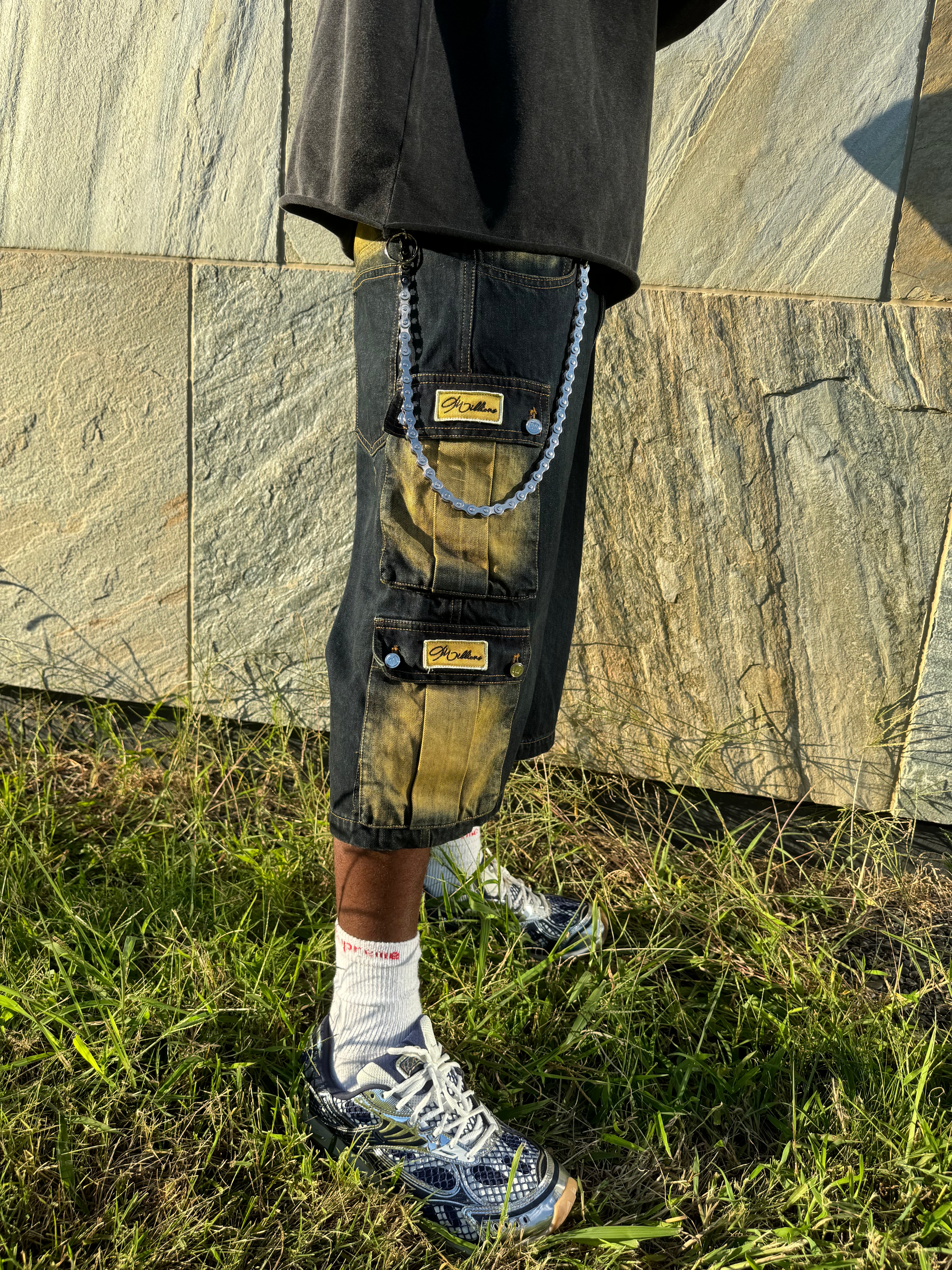 MILLIONS DENIM VINTAGE WASHED JEAN SHORTS